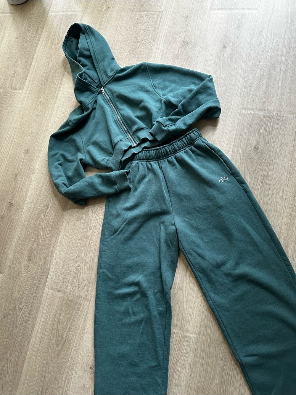Alo Yoga Set